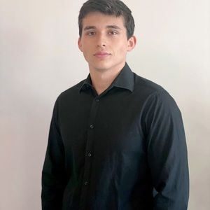 Meet your Posher, Santos